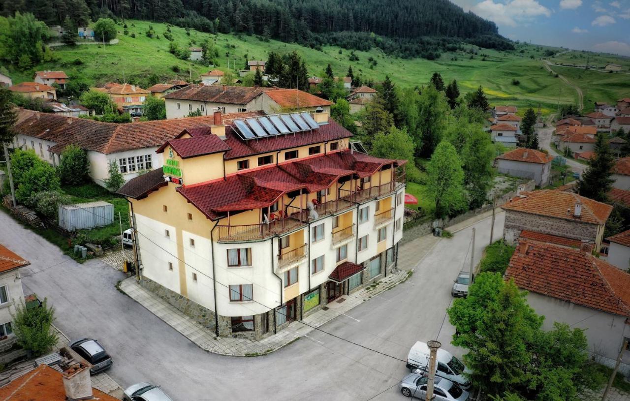 Boryka Family Hotel Asikoria Extérieur photo