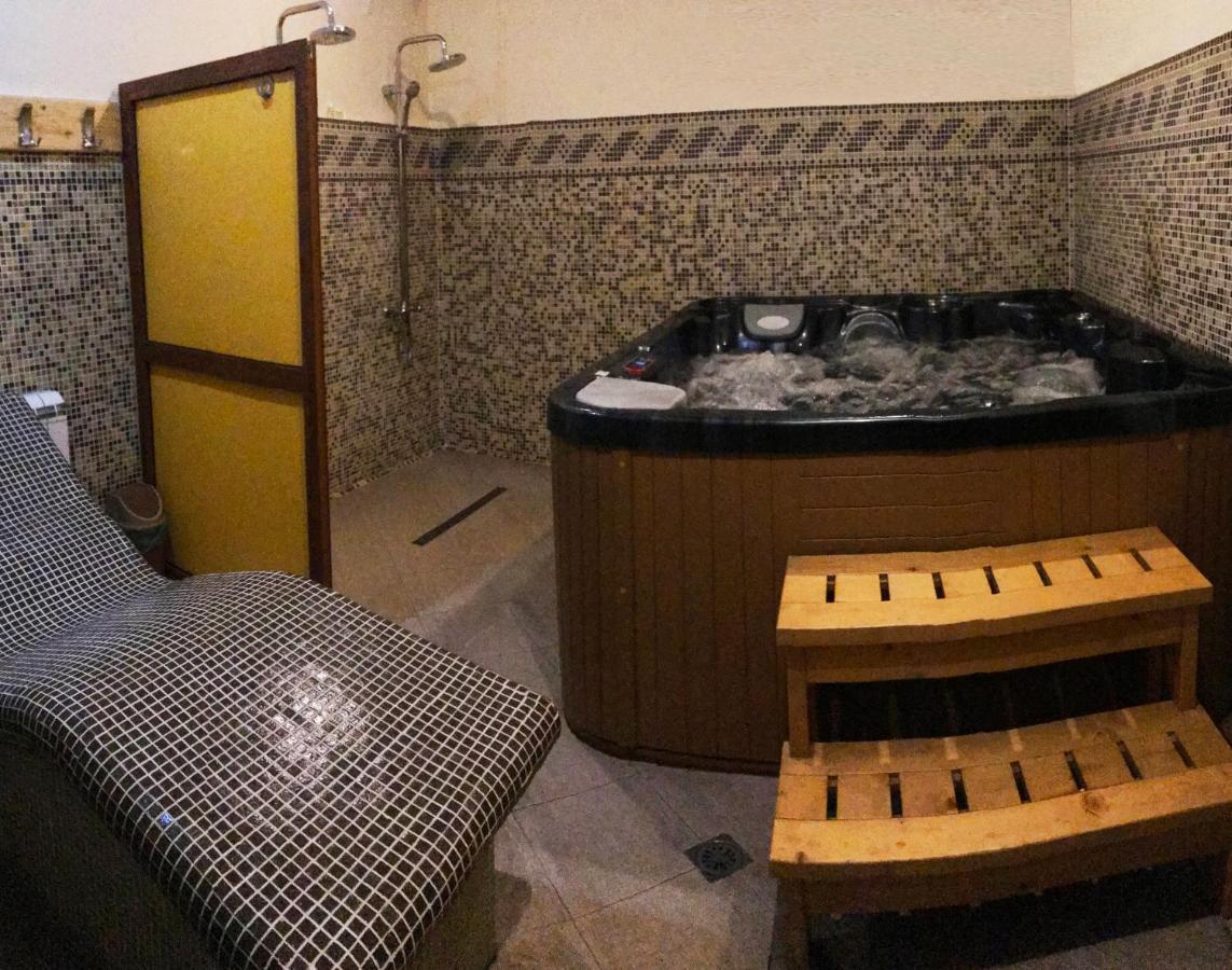 Boryka Family Hotel Asikoria Extérieur photo