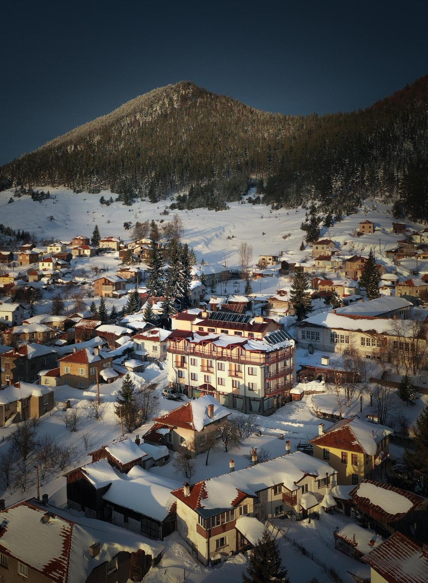 Boryka Family Hotel Asikoria Extérieur photo