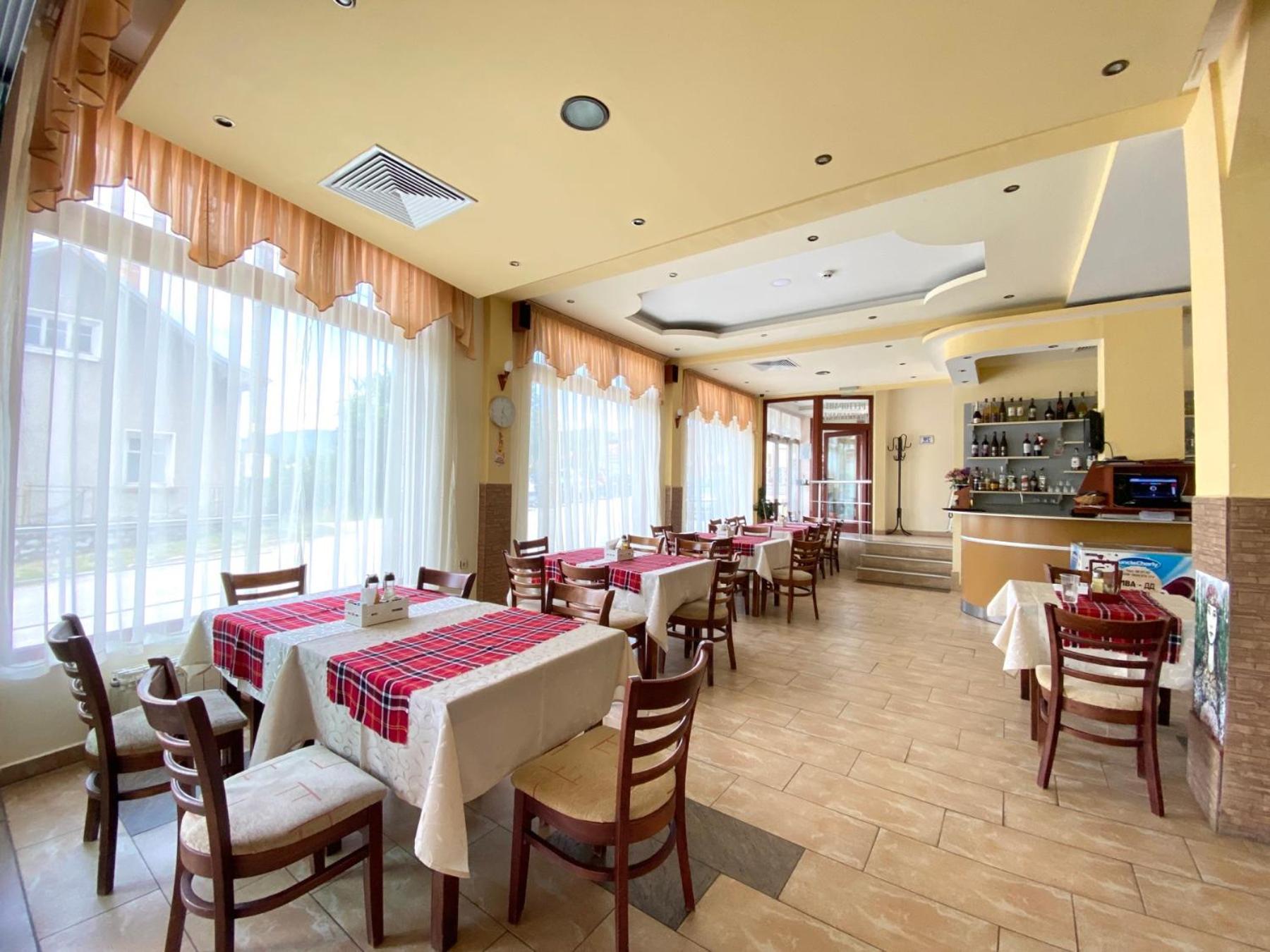 Boryka Family Hotel Asikoria Extérieur photo