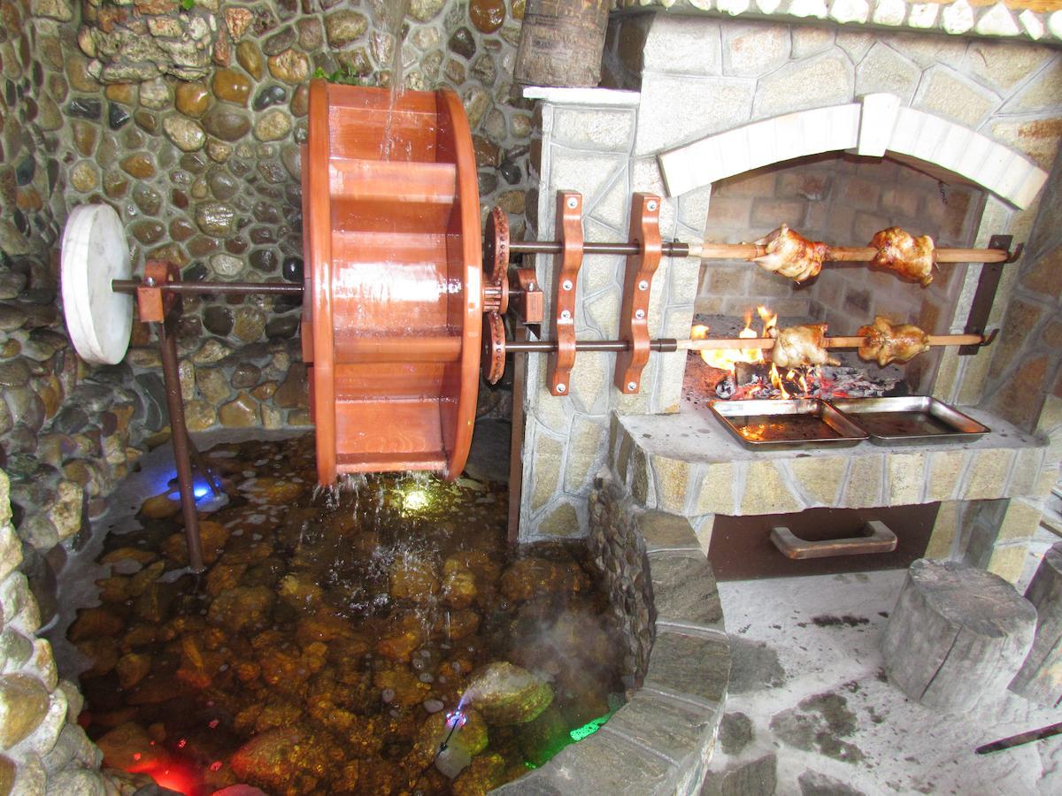 Boryka Family Hotel Asikoria Extérieur photo