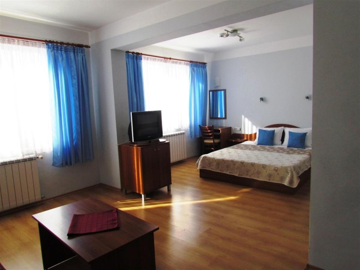 Boryka Family Hotel Asikoria Extérieur photo