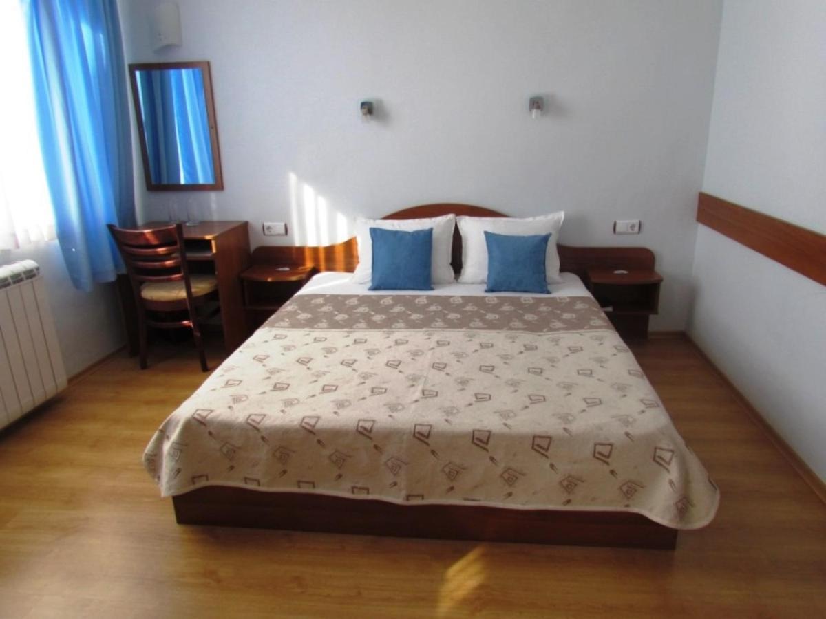 Boryka Family Hotel Asikoria Extérieur photo
